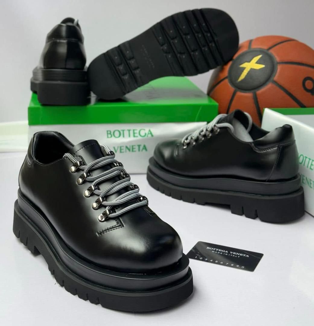 Bottega Venetta